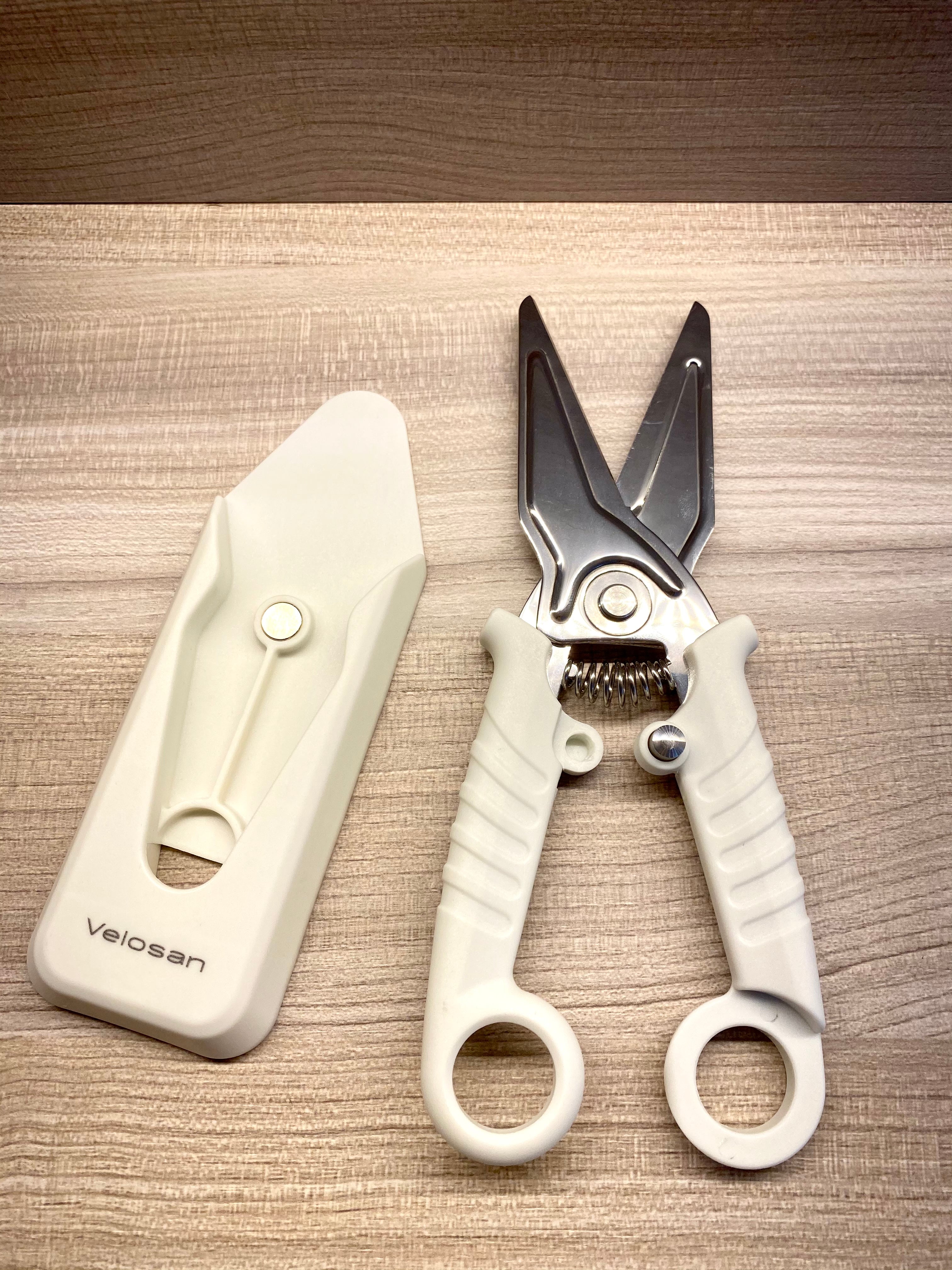 MULTIFUNTIONAL SISSOR